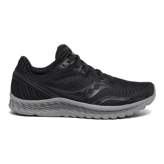 Women's Saucony Kinvara 11, Black, 9 D Wide