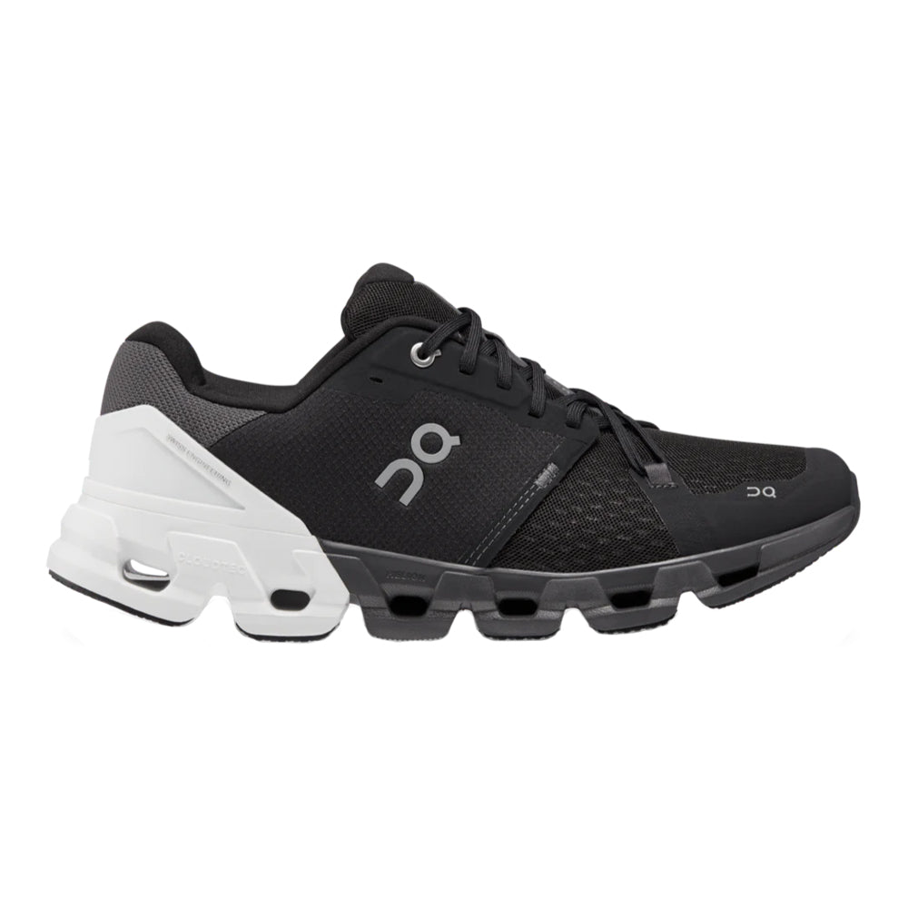 Women's On Cloudflyer 4, Black/White, 6.5 D Wide
